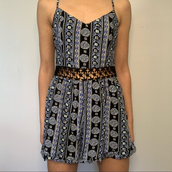 Hollister blue/black print romper - Picture 3 of 3